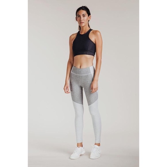 Outdoor Voices Two-Tone Warmup Crop Leggings Ash Dove Dark Grey Light Gray Small - Picture 2 of 16